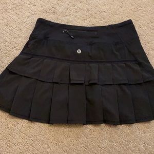Black lululemon ruffle tennis skirt